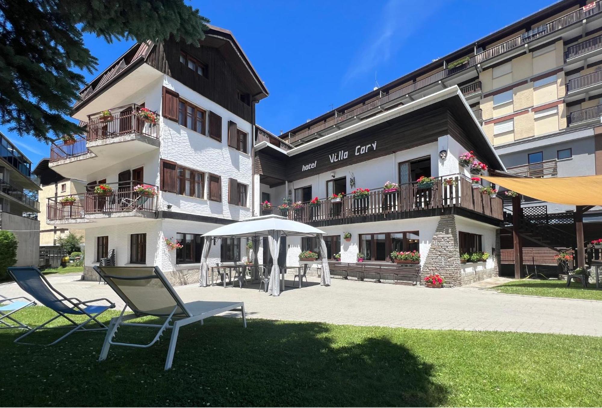 Hotel Villa Cary Саузе-д'Ульс Экстерьер фото